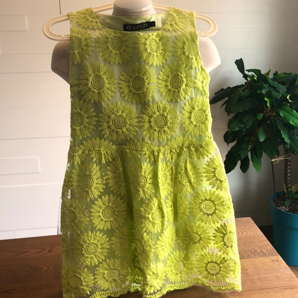 (2/$10) Linzi Sleeveless Chartreuse Sunflower Dress - S kids